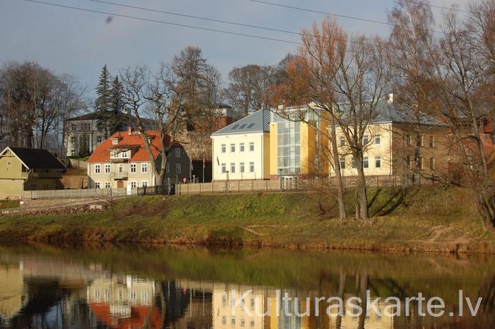 Valmieras Mūzikas skola